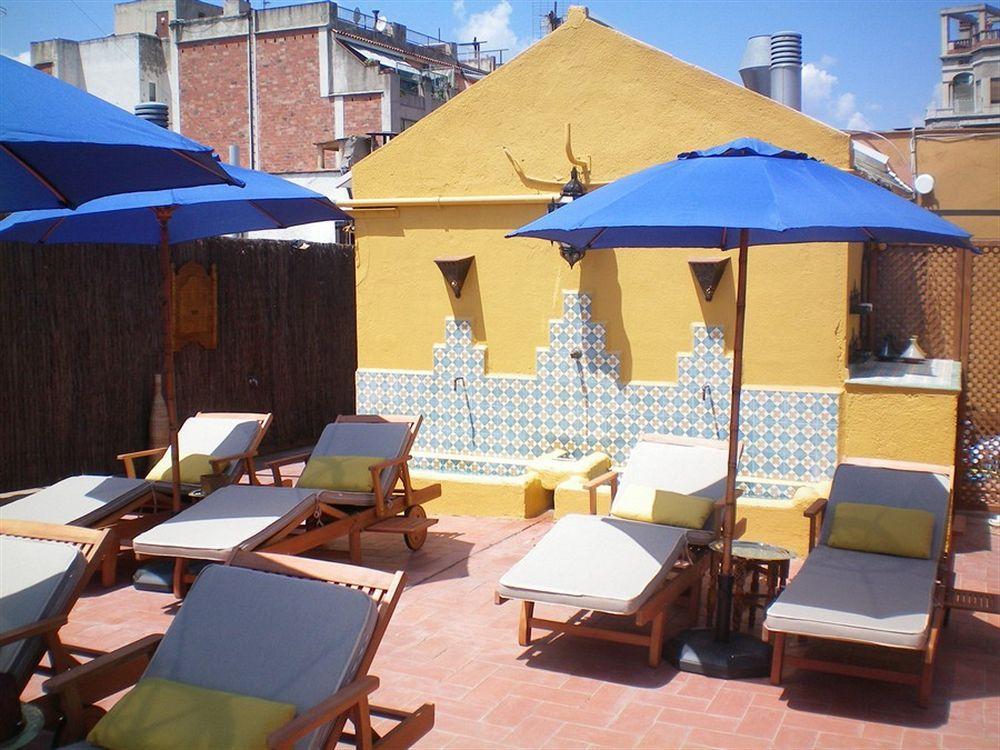 דירות ברצלונה Easy Sleep Gaudi Terrace מראה חיצוני תמונה