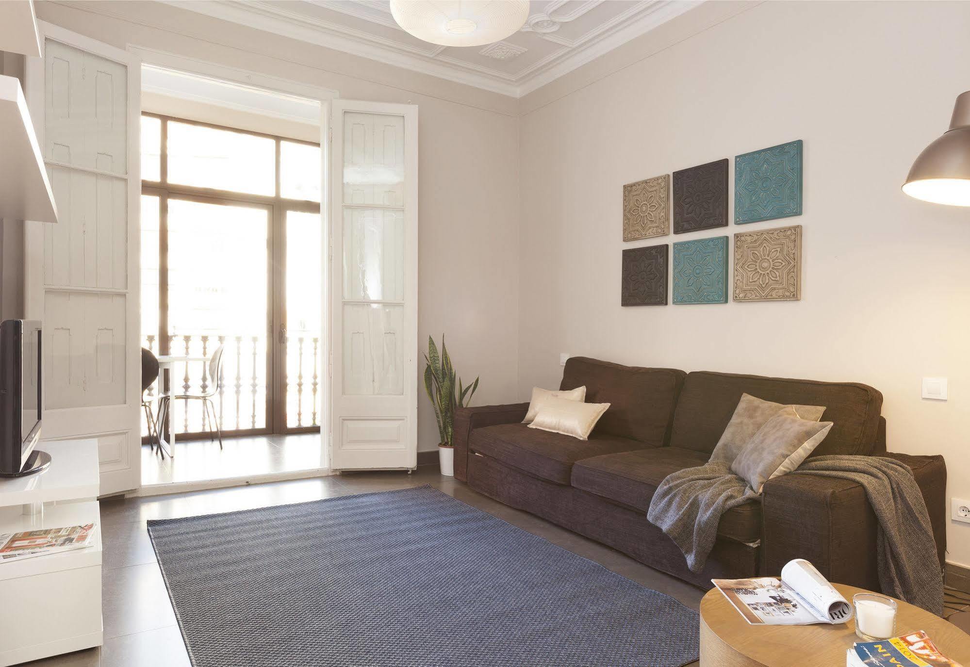 דירות ברצלונה Easy Sleep Gaudi Terrace מראה חיצוני תמונה