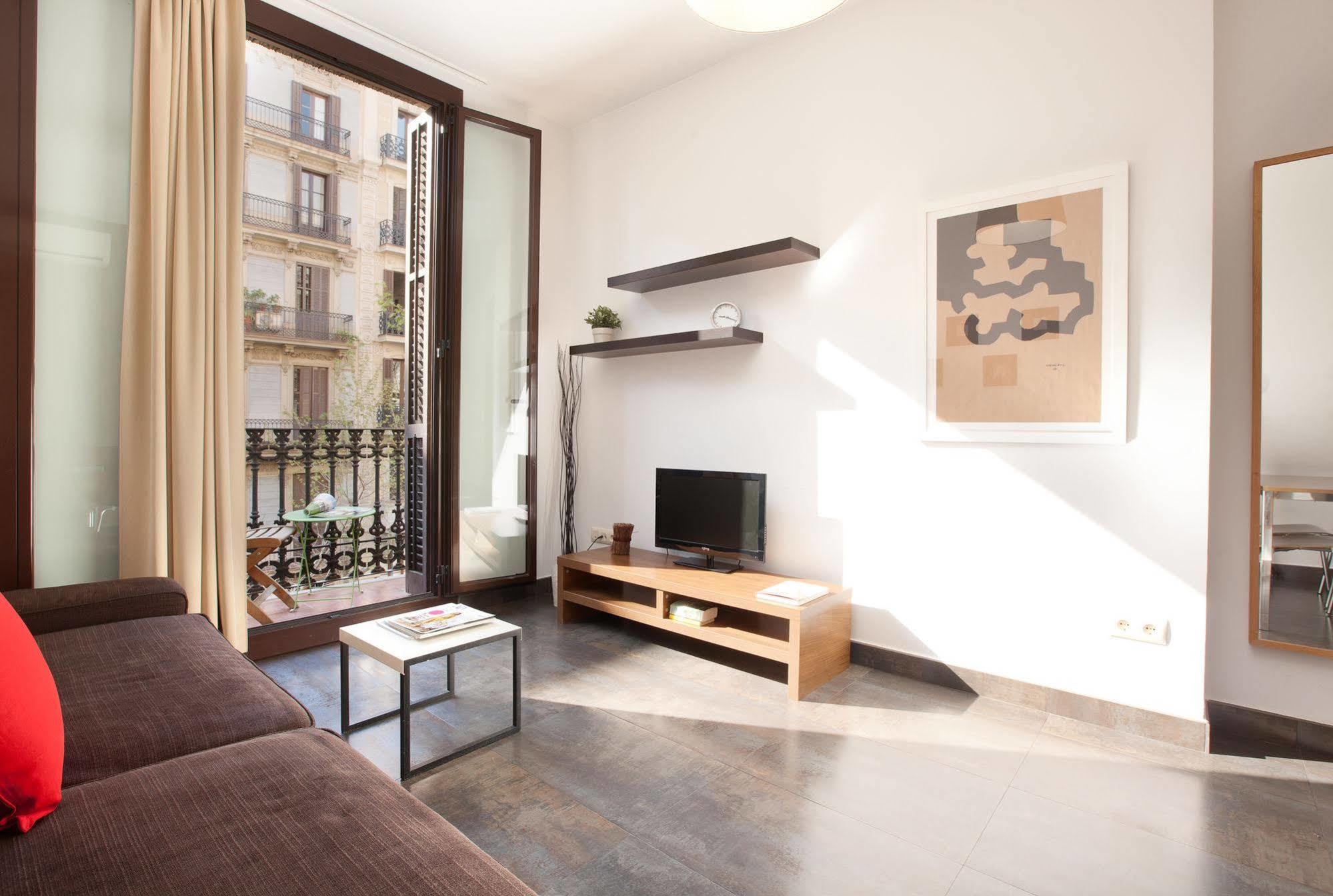 דירות ברצלונה Easy Sleep Gaudi Terrace מראה חיצוני תמונה