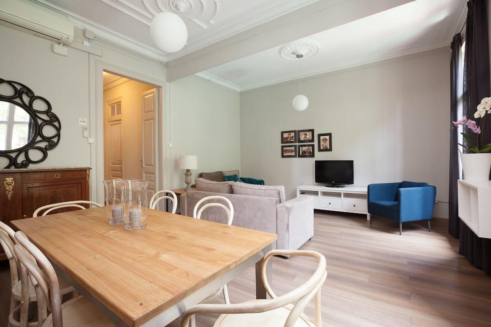 דירות ברצלונה Easy Sleep Gaudi Terrace מראה חיצוני תמונה