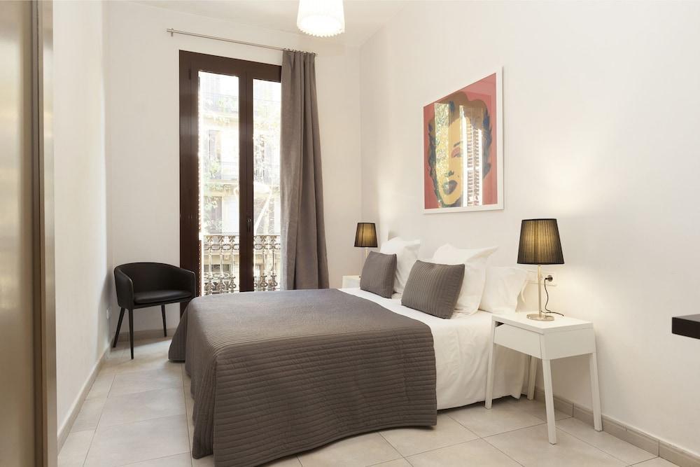 דירות ברצלונה Easy Sleep Gaudi Terrace מראה חיצוני תמונה