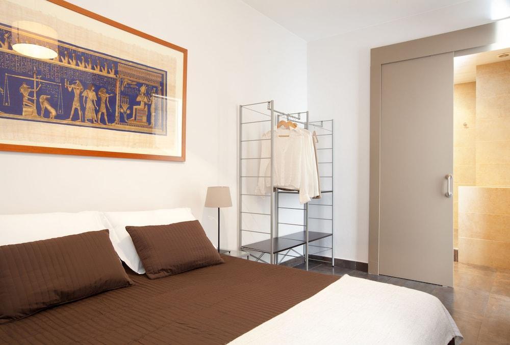 דירות ברצלונה Easy Sleep Gaudi Terrace מראה חיצוני תמונה